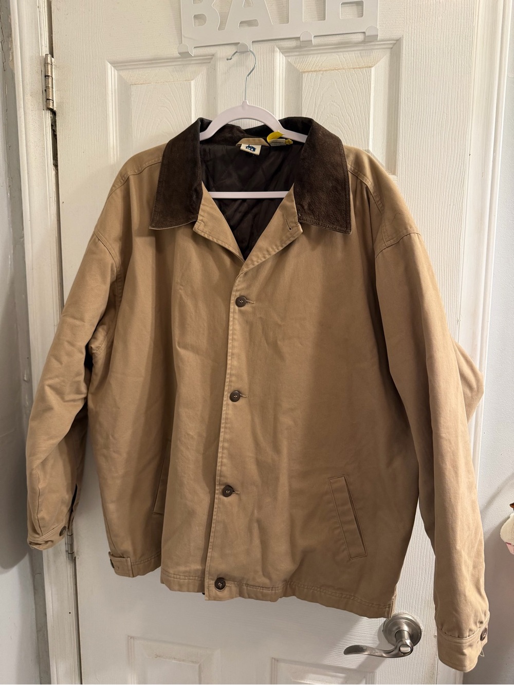Lightweight Tan Barn Jacket with Dark Brown suede Collar